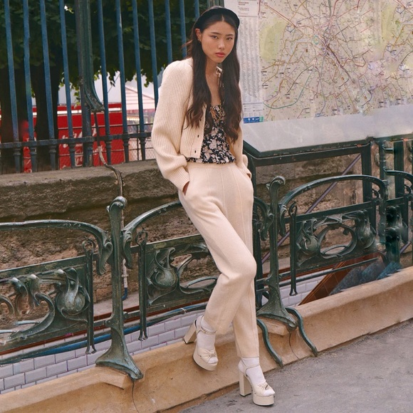 LoveShackFancy Foxglove beige cream high waisted cropped relax fit cashmere pant - Picture 5 of 12